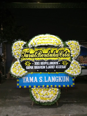 Papan Bunga Duka di Flamboyan Baru